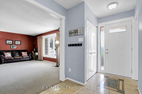 Photo 7 at 13 Shanel Place, Nepean (Pheasant Run), Ottawa