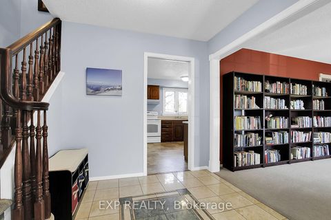 Photo 8 at 13 Shanel Place, Nepean (Pheasant Run), Ottawa