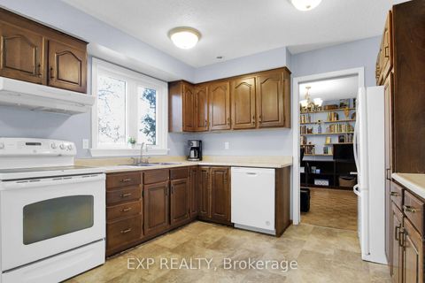 Photo 14 at 13 Shanel Place, Nepean (Pheasant Run), Ottawa