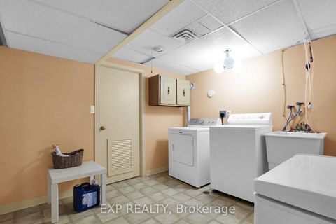 Photo 36 at 13 Shanel Place, Nepean (Pheasant Run), Ottawa