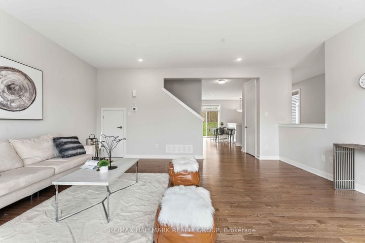 Photo 6 at 404 Appalachian Circle, Nepean (Half Moon Bay), Ottawa
