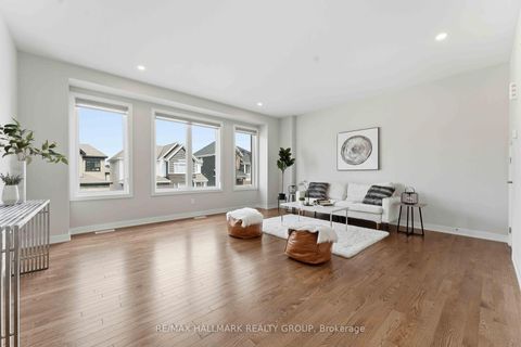 Photo 3 at 404 Appalachian Circle, Nepean (Half Moon Bay), Ottawa