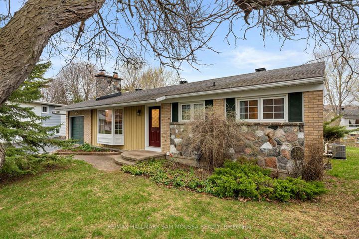 Photo 0 at 11 Springdale Crescent, Nepean (Sheahan Estates/Trend Village), Ottawa