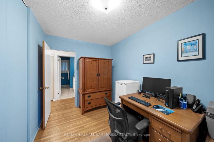 Photo 19 at 11 Springdale Crescent, Nepean (Sheahan Estates/Trend Village), Ottawa
