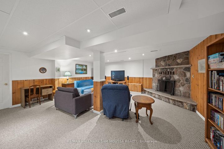Photo 27 at 11 Springdale Crescent, Nepean (Sheahan Estates/Trend Village), Ottawa