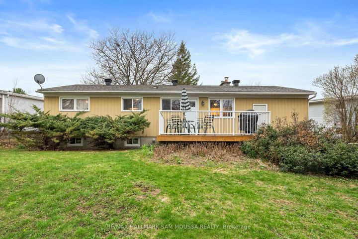 Photo 36 at 11 Springdale Crescent, Nepean (Sheahan Estates/Trend Village), Ottawa