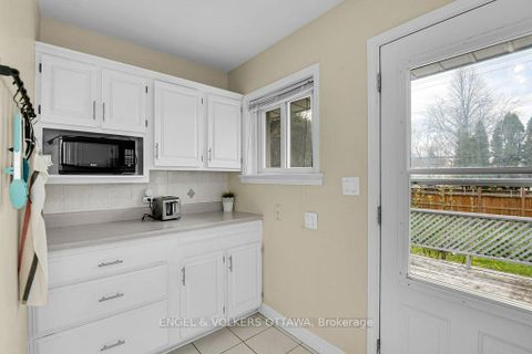 Photo 14 at 36 Argue Drive, Nepean (Borden Farm/Stewart Farm/Carleton Heights/Parkwood Hills), Ottawa