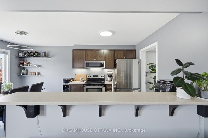 Photo 16 at 124 Pennant Avenue, Nepean (Half Moon Bay), Ottawa