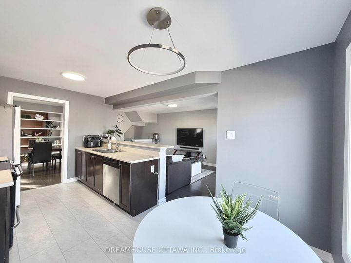 Photo 20 at 124 Pennant Avenue, Nepean (Half Moon Bay), Ottawa