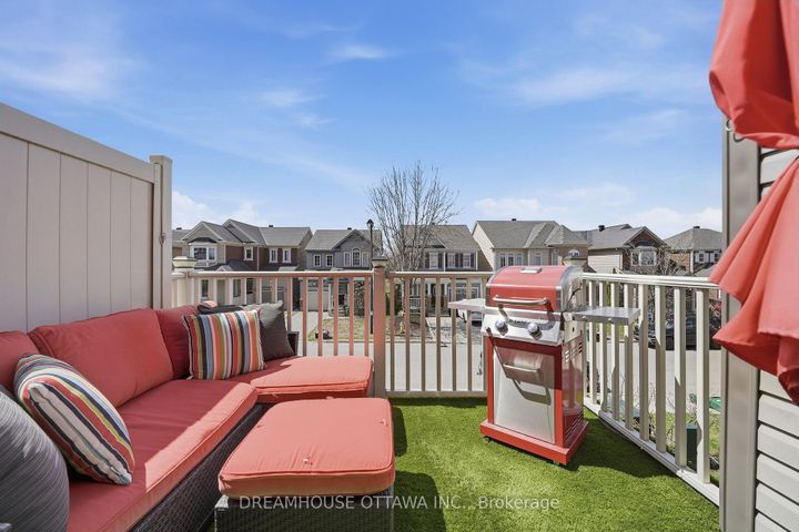Photo 22 at 124 Pennant Avenue, Nepean (Half Moon Bay), Ottawa