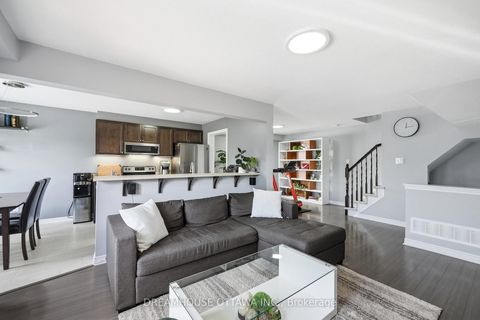 Photo 15 at 124 Pennant Avenue, Nepean (Half Moon Bay), Ottawa