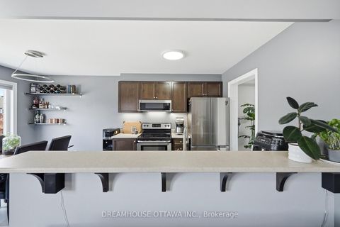 Photo 16 at 124 Pennant Avenue, Nepean (Half Moon Bay), Ottawa