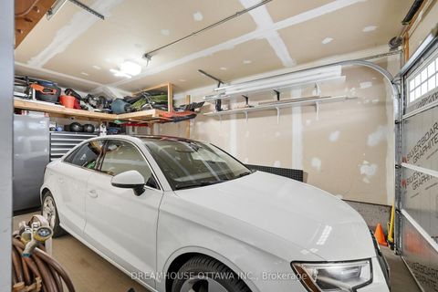 Photo 32 at 124 Pennant Avenue, Nepean (Half Moon Bay), Ottawa