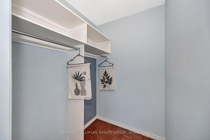 Photo 30 at 35 Benlea Drive, Nepean (Tanglewood), Ottawa