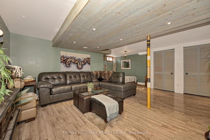 Photo 38 at 35 Benlea Drive, Nepean (Tanglewood), Ottawa