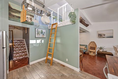 Photo 8 at 35 Benlea Drive, Nepean (Tanglewood), Ottawa