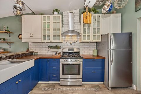 Photo 9 at 35 Benlea Drive, Nepean (Tanglewood), Ottawa