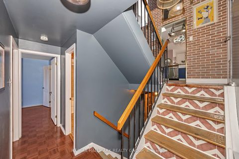 Photo 27 at 35 Benlea Drive, Nepean (Tanglewood), Ottawa