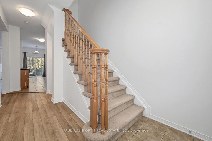 Photo 2 at 606 Pamplona Private, Nepean (Stonebridge), Ottawa