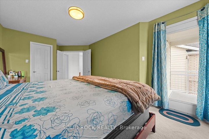 Photo 18 at 369 Citiplace Drive, Nepean (Merivale Industrial Park/Citiplace), Ottawa