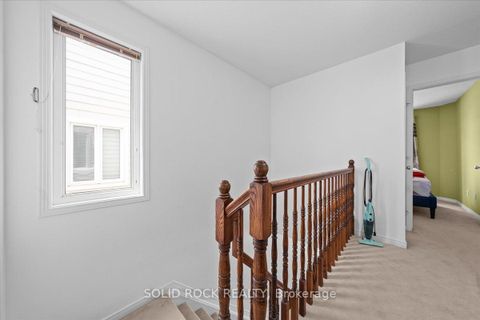 Photo 14 at 369 Citiplace Drive, Nepean (Merivale Industrial Park/Citiplace), Ottawa
