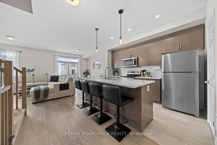 Photo 4 at 274 Pastel Way, Nepean (Half Moon Bay), Ottawa