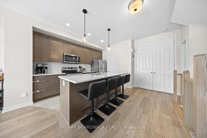 Photo 5 at 274 Pastel Way, Nepean (Half Moon Bay), Ottawa