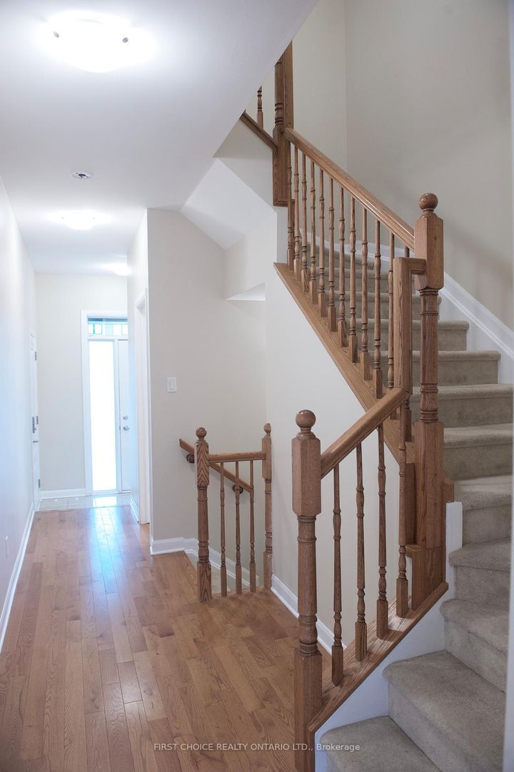Photo 3 at 222 Geyser Place, Nepean (Hearts Desire), Ottawa
