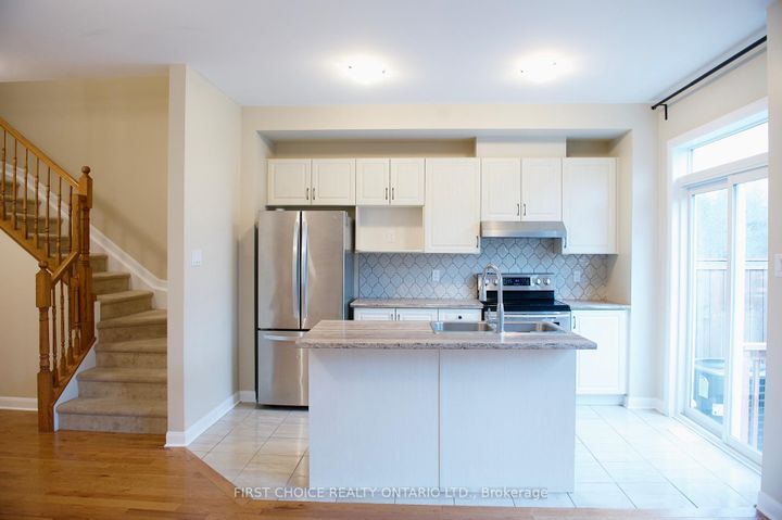 Photo 9 at 222 Geyser Place, Nepean (Hearts Desire), Ottawa