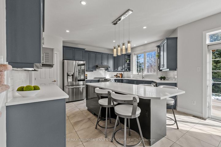 Photo 14 at 2649 Fallingwater Circle, Nepean (Half Moon Bay), Ottawa