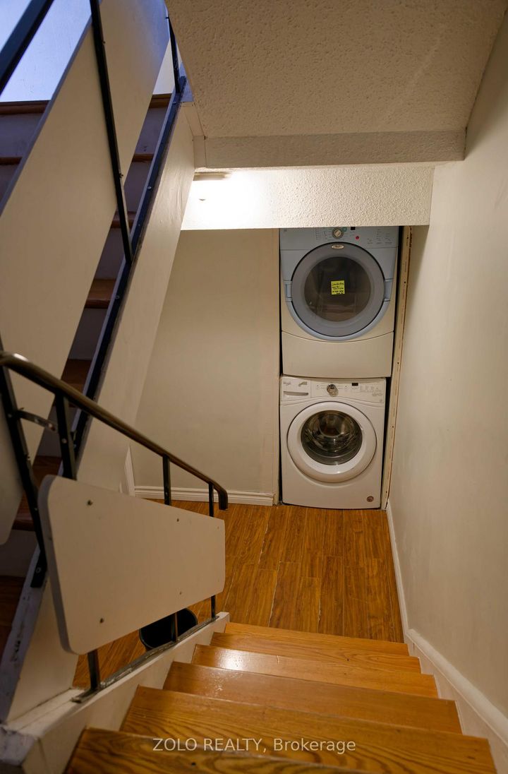 Photo 25 at 59 - 241 Ridgepark Private, Nepean (Meadowlands/Crestview), Ottawa