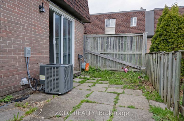 Photo 35 at 59 - 241 Ridgepark Private, Nepean (Meadowlands/Crestview), Ottawa