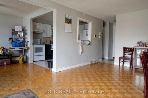 Photo 7 at 59 - 241 Ridgepark Private, Nepean (Meadowlands/Crestview), Ottawa