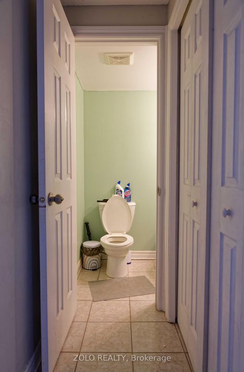 Photo 12 at 59 - 241 Ridgepark Private, Nepean (Meadowlands/Crestview), Ottawa
