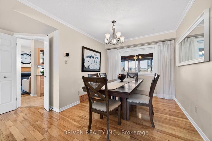 Photo 4 at 30 Peacock Crescent, Nepean (Cedargrove/Fraserdale), Ottawa
