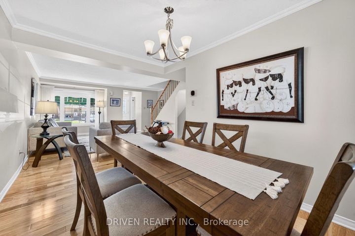 Photo 5 at 30 Peacock Crescent, Nepean (Cedargrove/Fraserdale), Ottawa