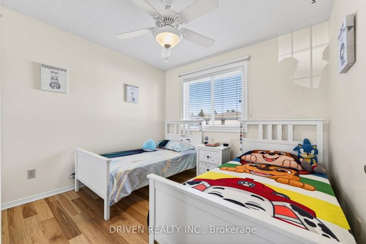 Photo 17 at 30 Peacock Crescent, Nepean (Cedargrove/Fraserdale), Ottawa