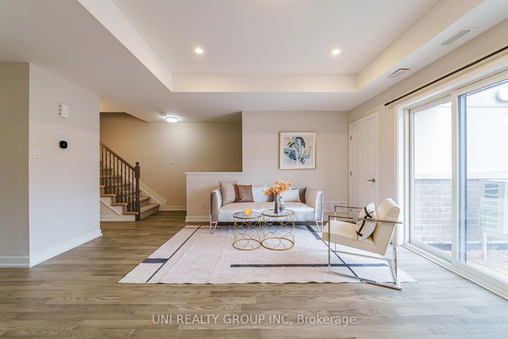 Photo 7 at 264 ANYOLITE Private, Nepean (Heritage Park), Ottawa
