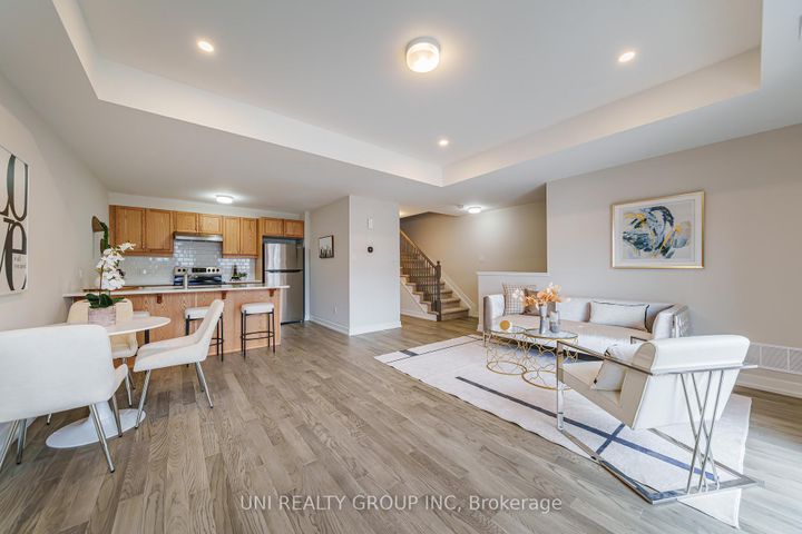 Photo 8 at 264 ANYOLITE Private, Nepean (Heritage Park), Ottawa