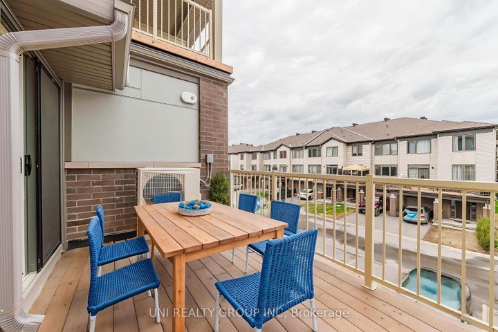 Photo 18 at 264 ANYOLITE Private, Nepean (Heritage Park), Ottawa