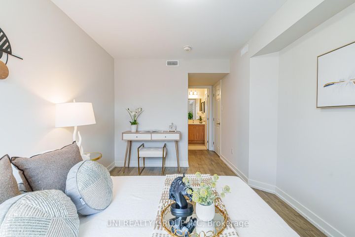 Photo 35 at 264 ANYOLITE Private, Nepean (Heritage Park), Ottawa