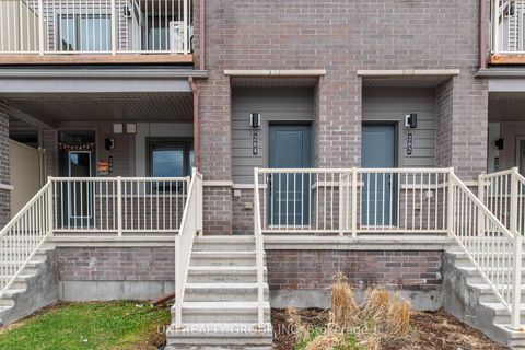 Photo 2 at 264 ANYOLITE Private, Nepean (Heritage Park), Ottawa
