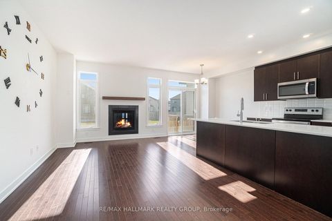 Photo 14 at 262 Darjeeling Avenue, Nepean (Heritage Park), Ottawa