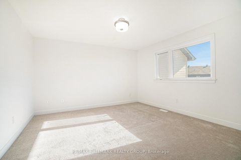 Photo 19 at 262 Darjeeling Avenue, Nepean (Heritage Park), Ottawa