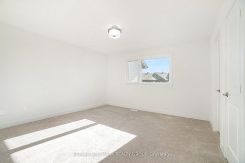 Photo 22 at 262 Darjeeling Avenue, Nepean (Heritage Park), Ottawa