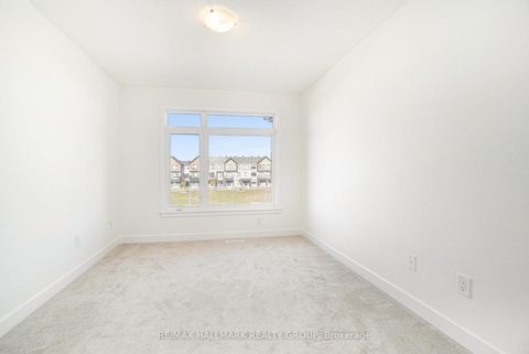 Photo 24 at 262 Darjeeling Avenue, Nepean (Heritage Park), Ottawa