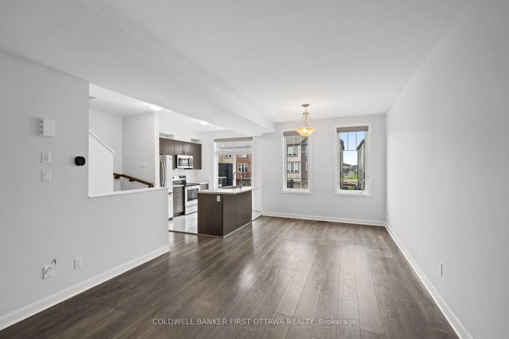 Photo 12 at 511 Clemency Crescent, Nepean (Heritage Park), Ottawa