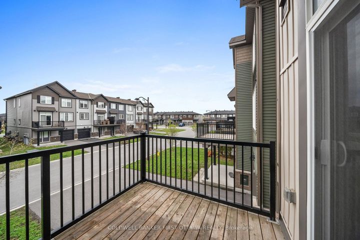 Photo 13 at 511 Clemency Crescent, Nepean (Heritage Park), Ottawa