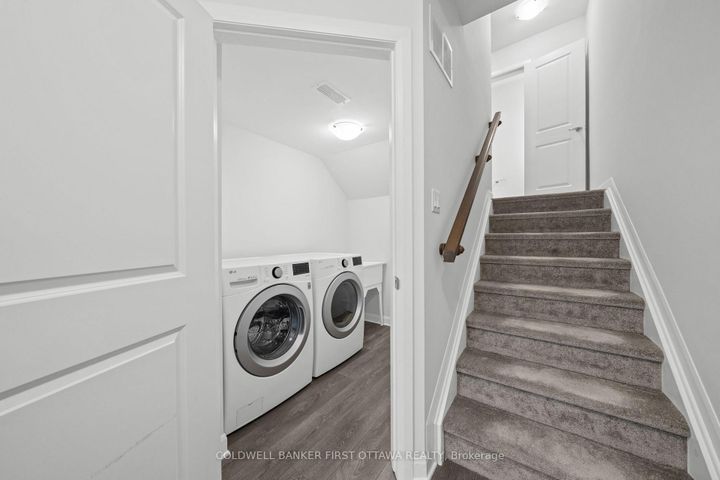 Photo 20 at 511 Clemency Crescent, Nepean (Heritage Park), Ottawa