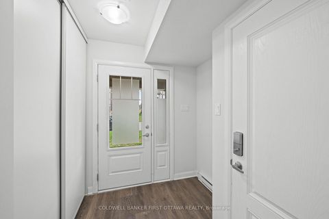 Photo 1 at 511 Clemency Crescent, Nepean (Heritage Park), Ottawa